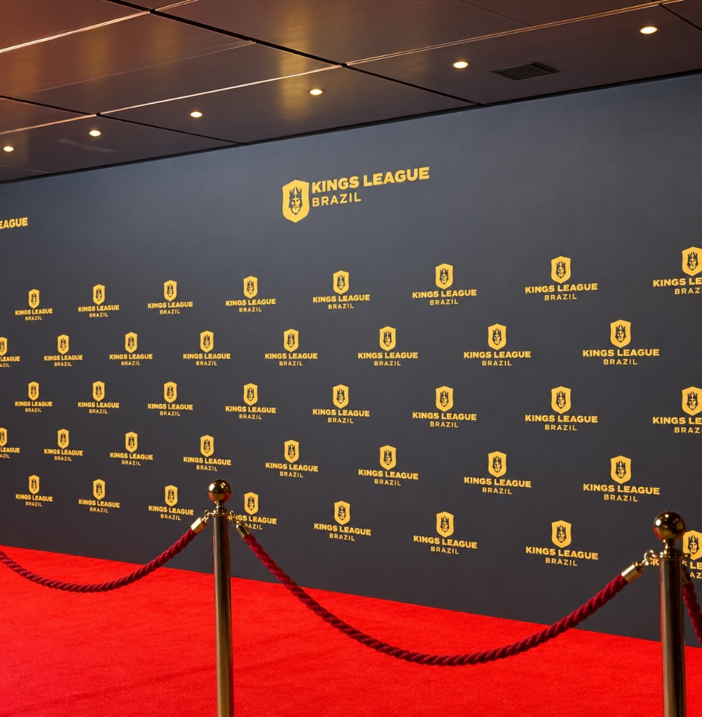 Backdrop e tapete vermelho da Kings League Brazil